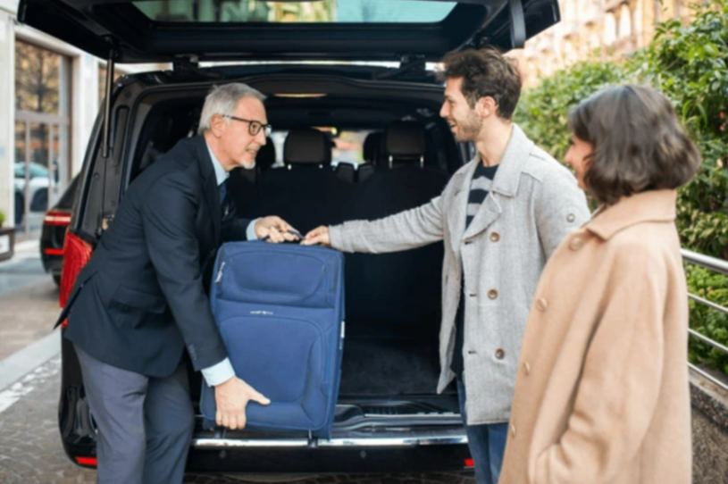 How DFW Shuttle Service Is Reducing Stress for Airport Travelers Without You Realizing