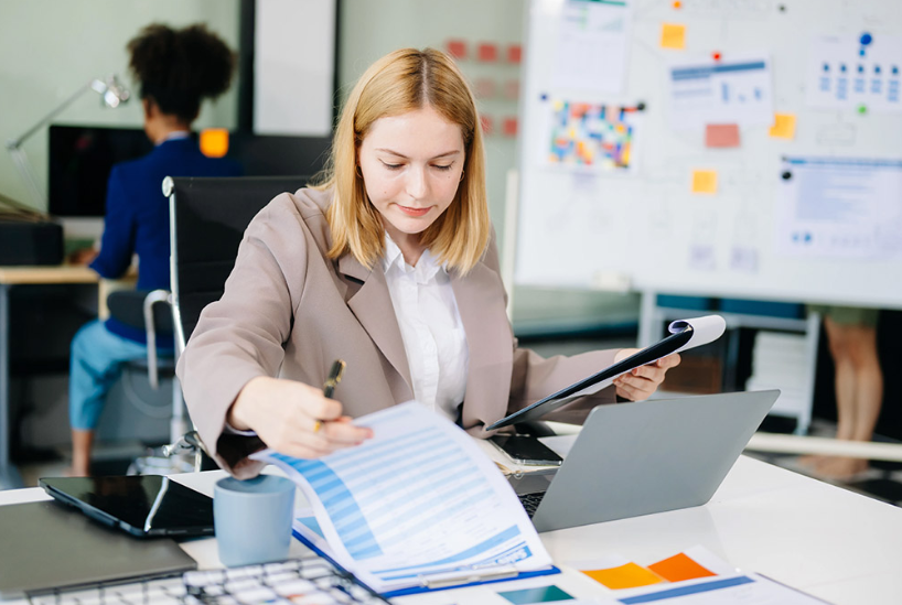 Why Invest in Local Bookkeepers in Orlando