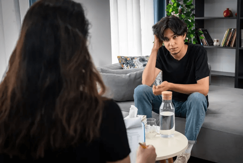 Schizophrenia Symptoms, Causes & Treatment Options
